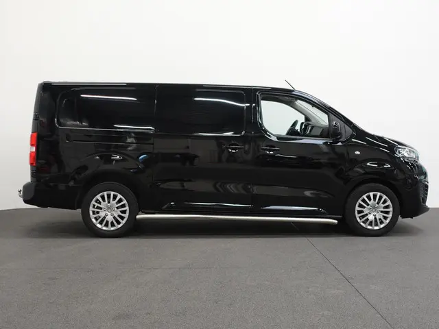 Peugeot Expert 2.0 BlueHDI 145PK L3 Automaat 2023 Diesel 35