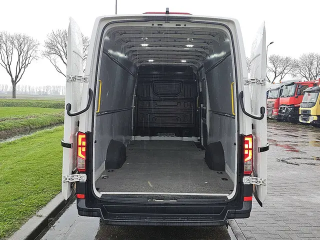 MAN TGE 3.140 2022 Diesel 13