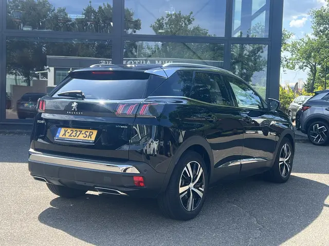 Peugeot 3008 1.6 HYbrid 225 GT 2021 Hybride Benzine 4