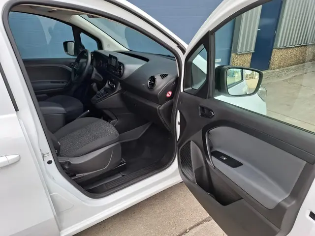 Mercedes-Benz Citan 108 CDI L1 Base 2023 Diesel 40