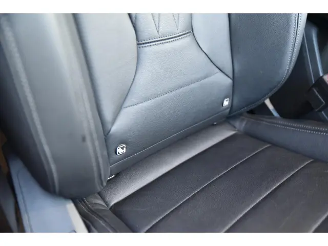 BMW 2 Serie Active Tourer 218i 2022 Benzine 32