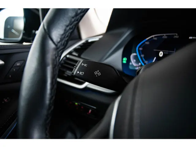 BMW X5 xDrive45e High Executive 2021 Hybride Benzine 45