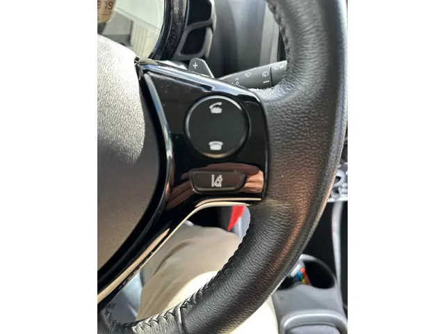 Toyota Aygo 1.0 VVT-i x-play, AUTOMAAT 2021 Benzine 11