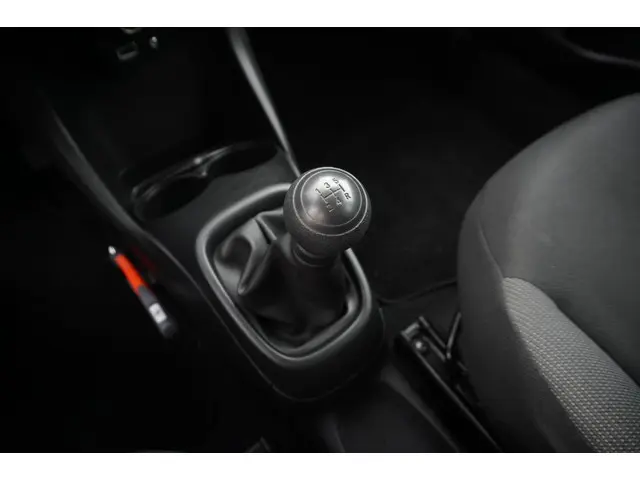 Peugeot 108 1.0 e-VTi Access / Radio / NAP 2018 Benzine 22