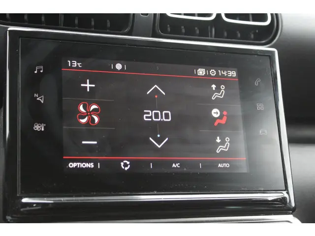 Citroën C3 Aircross 1.5 BlueHDi S&S Shine 2020 Diesel 26