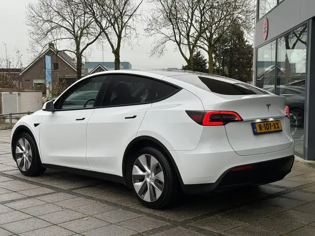 Tesla Model Y Range Plus 2022 Elektrisch 4