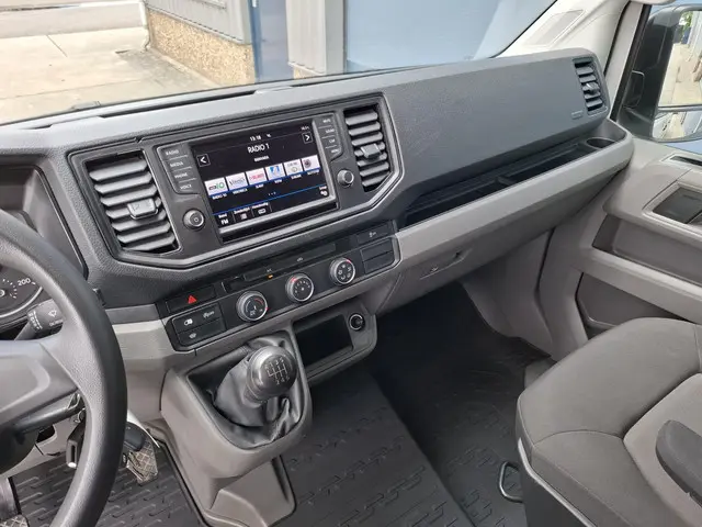 Volkswagen Crafter 35 2.0 TDI L3H3 Highline 2019 Diesel 26
