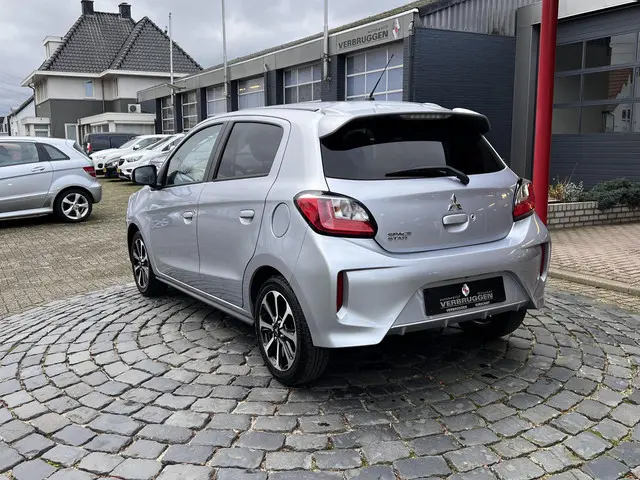 Mitsubishi Space Star 1.2 Instyle 2023 Benzine 3