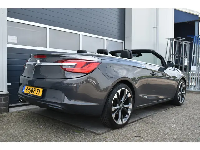 Opel Cascada 1.4 Turbo ecoFLEX Cosmo 2013 Benzine 12