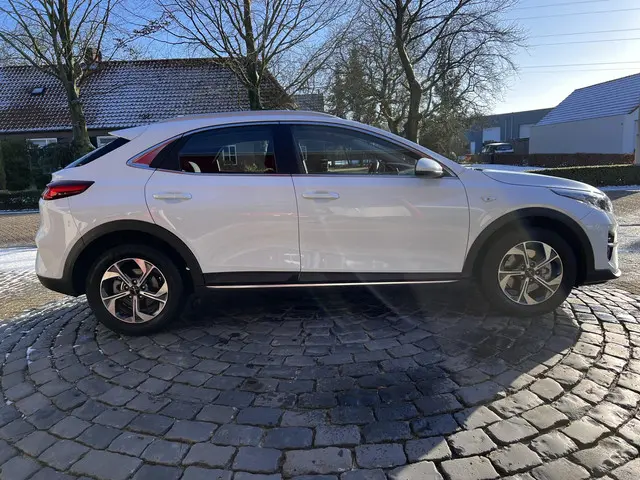 Kia XCeed 1.5 T-GDI DynamicLine 2022 Benzine 5