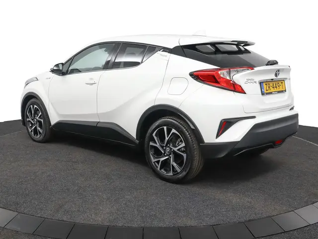 Toyota C-HR 1.8 Hybrid Dynamic 2019 Hybride Benzine 12
