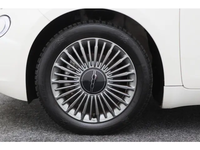 Fiat 500e Icon 42 kWh 2022 Elektrisch 23