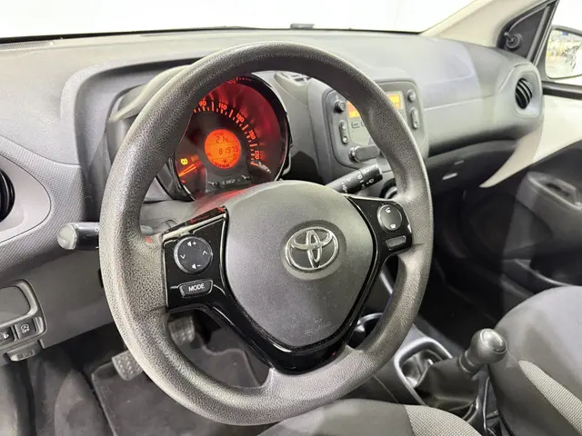 Toyota Aygo HB 1.0 VVT-i Airco NAP 2018 Benzine 13