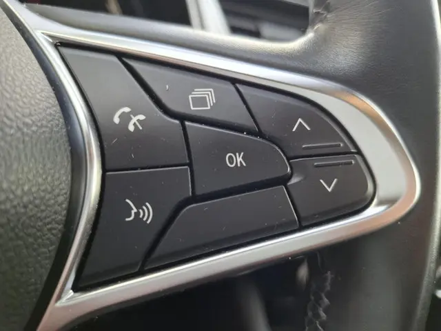 Renault Captur 1.0 TCe 100 Intens 2020 Benzine 18