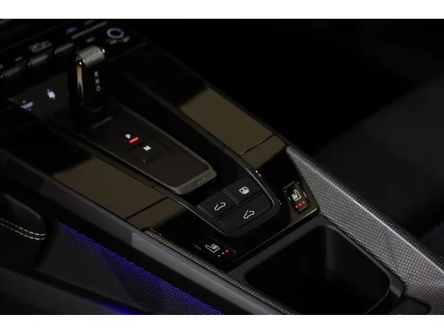Porsche 911 3.0 Carrera GTS 2023 Benzine 25