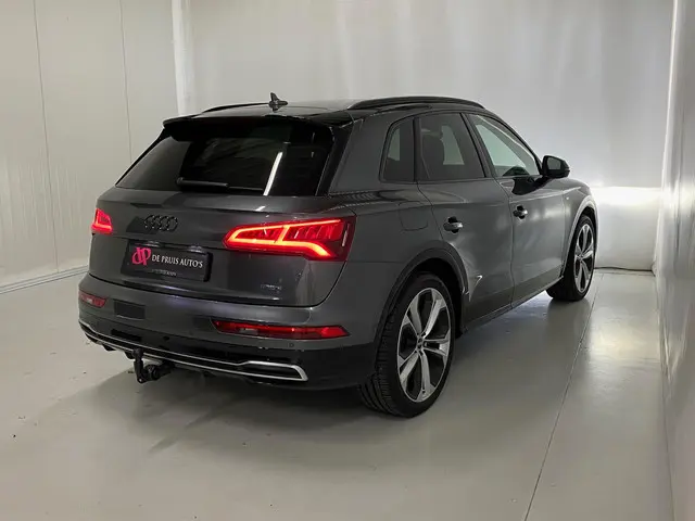 Audi Q5 45 TFSI quattro S edition 2019 Benzine 37