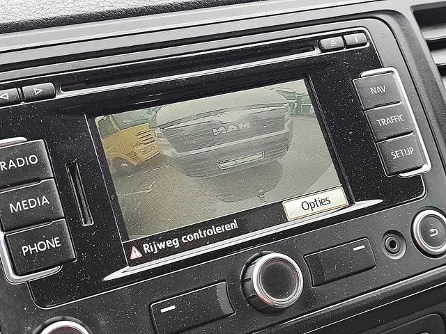 Volkswagen Transporter 2.0 TDI 2015 Diesel 16