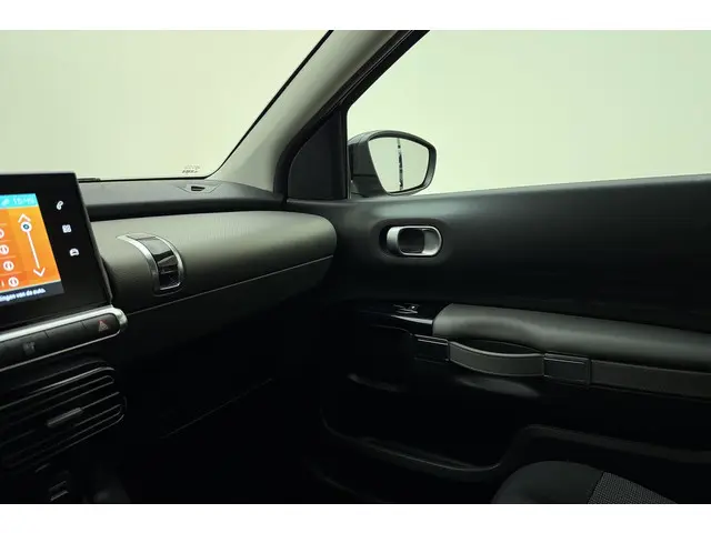 Citroën C4 Cactus 1.2 PureTech Business 2019 Benzine 27