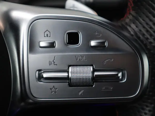 Mercedes-Benz GLA 250 e AMG Line 2022 Hybride Benzine 16