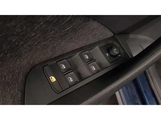 Škoda Kamiq 1.0 TSI DSG Style 2021 Benzine 23