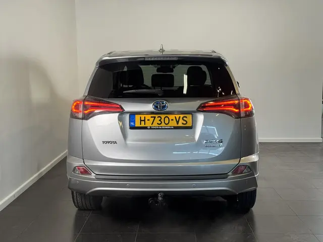 Toyota RAV4 2.5 Hybrid AWD Style 2017 Hybride Benzine 5