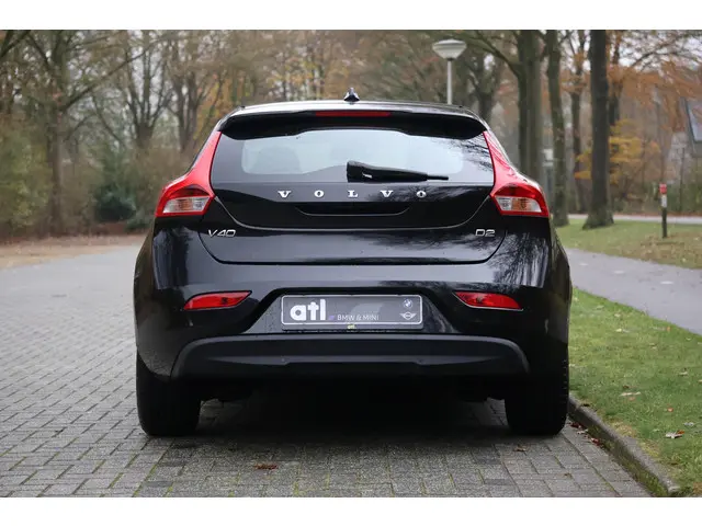 Volvo V40 2.0 D2 Summum Business 2015 Diesel 4