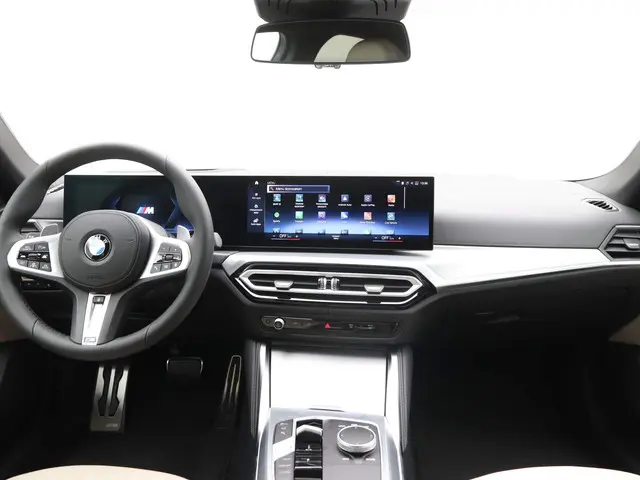 BMW 4 Serie Gran Coupé M440i xDrive 2025 Benzine 18