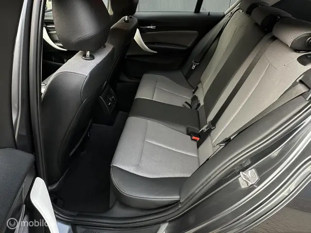 BMW 1 Serie 118i Urban Line 2014 Benzine 15