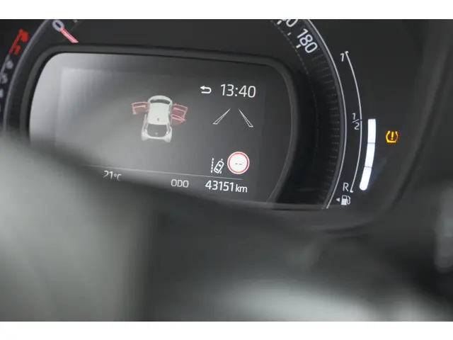 Toyota Aygo X 1.0 VVT-i MT Play 2023 Benzine 34