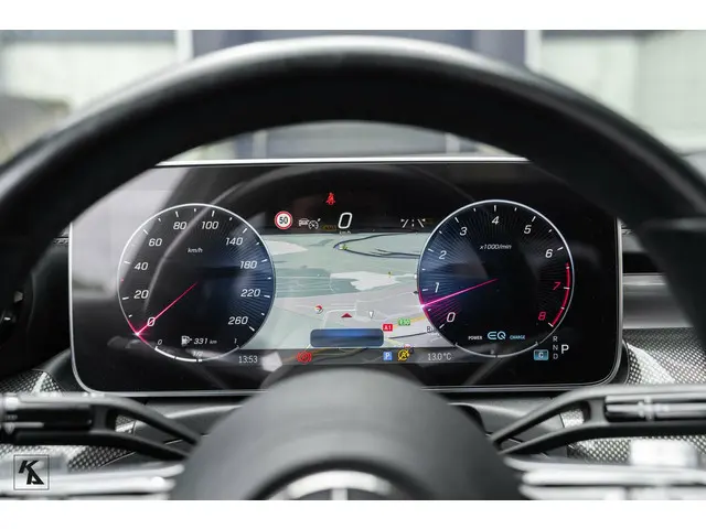 Mercedes-Benz C-Klasse 300 AMG Line 2021 Benzine 33