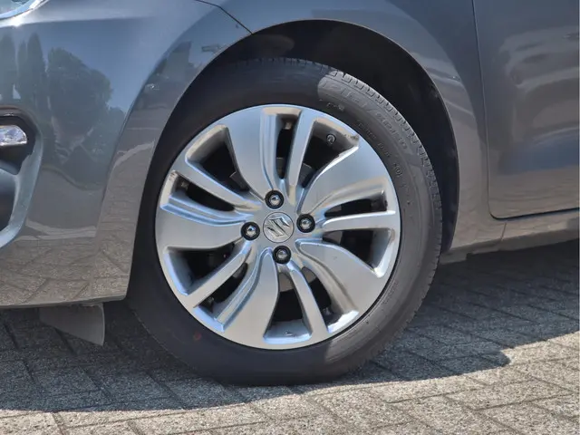 Suzuki Swift 1.2 Select Smart Hybrid 2020 Hybride Benzine 8