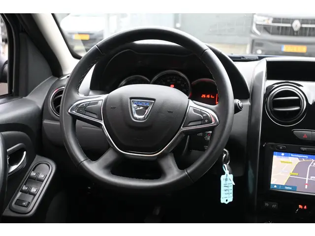 Dacia Duster TCe 130 4x2 Blackshadow 2017 Benzine 15