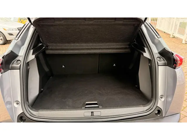 Peugeot e-2008 EV Active Pack 50 kWh 2022 Elektrisch 10