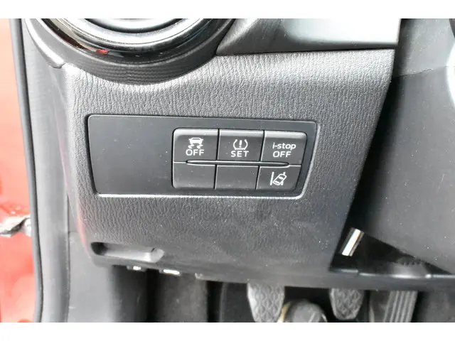 Mazda 2 1.5 Skyactiv-G GT-M 2015 Benzine 27