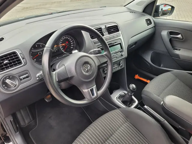 Volkswagen Polo 1.2 TSI BlueMotion Highline 2012 Benzine 9