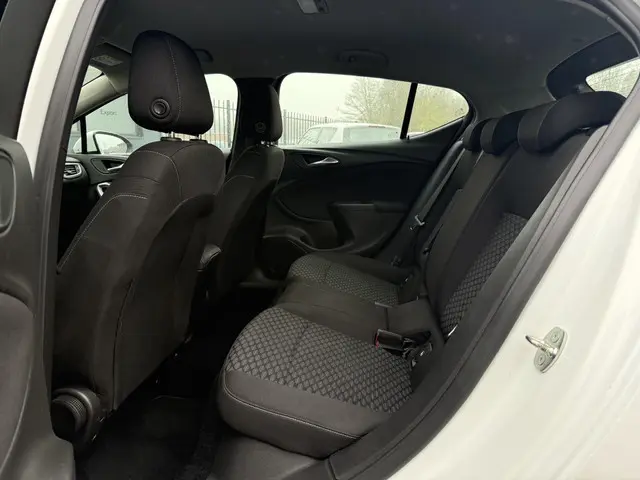 Opel Astra 1.0 Online Edition 2017 Benzine 9