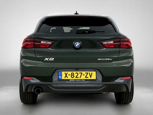 BMW X2 xDrive25e High Executive 2023 Hybride Benzine 4