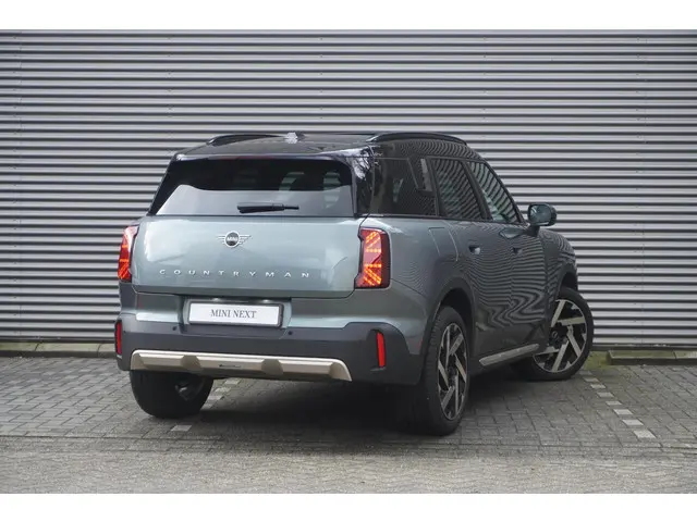 MINI Countryman 3
