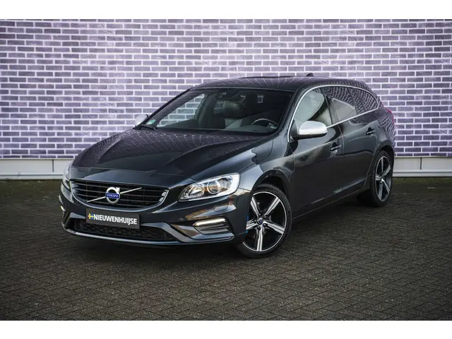 Volvo V60 1.5 T3 R-Design 2017 Benzine 15