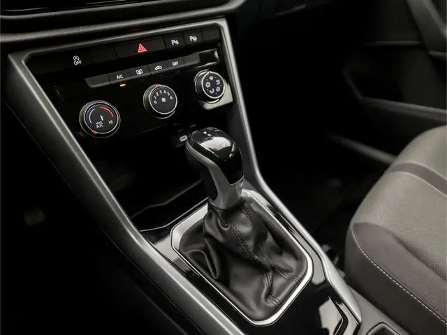 Volkswagen T-Roc 1.5 TSI Life Sport 2023 Benzine 11