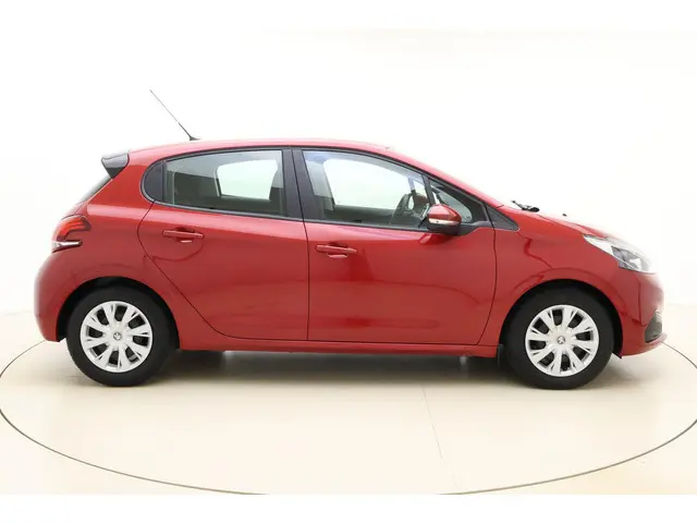 Peugeot 208 1.2 PureTech Blue Lion 2017 Benzine 9