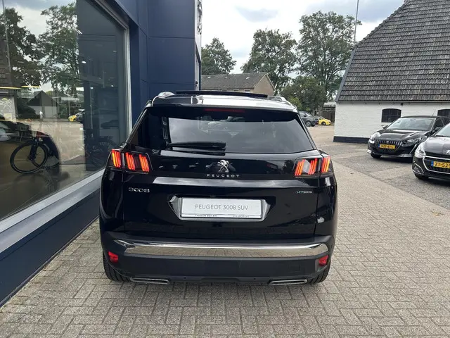 Peugeot 3008 1.6 HYbrid 225 GT 2023 Hybride Benzine 17