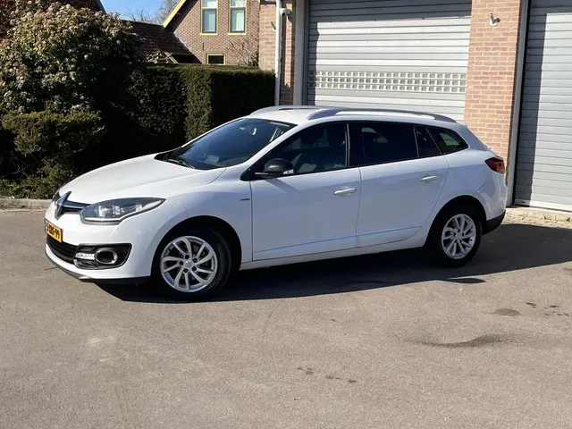 Renault Mégane Estate 1.2 TCe Limited 2014 Benzine 2
