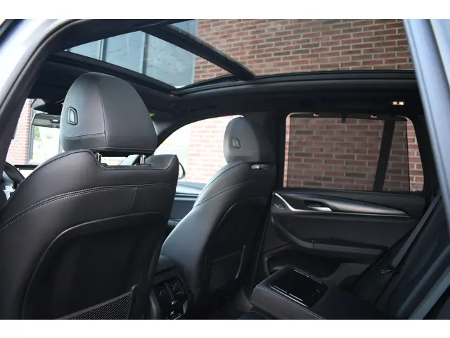 BMW X3 xDrive30e M-Sport 2021 Hybride Benzine 10