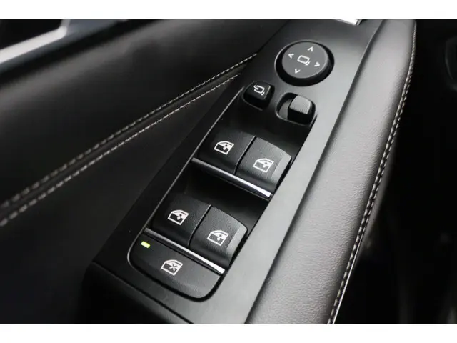 BMW X5 xDrive45e High Executive 2021 Hybride Benzine 42