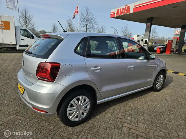 Volkswagen Polo 1.0 2015 Benzine 4