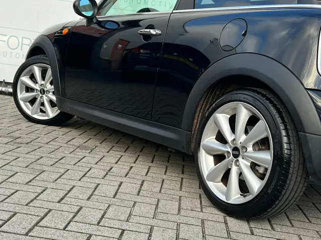 MINI Cooper Mini 1.6 Pepper 2013 Benzine 9