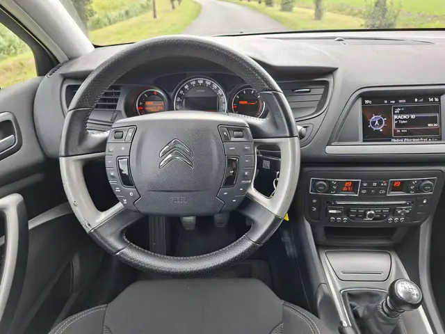 Citroën C5 Tourer 1.6 THP Collection❗ 2013 Benzine 19