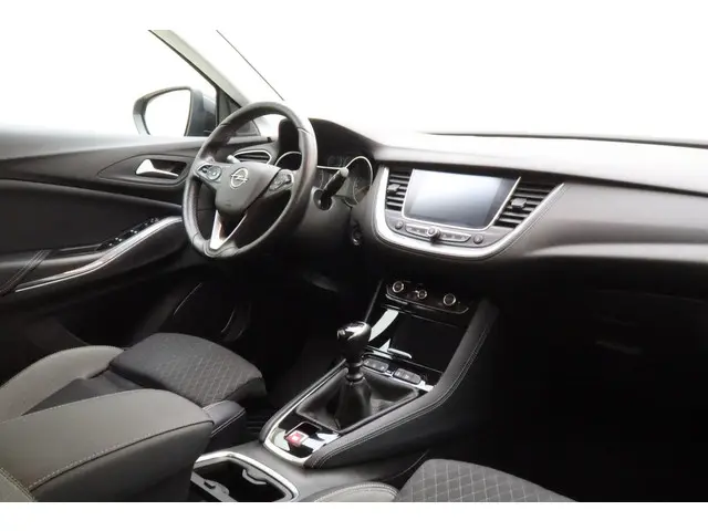 Opel Grandland X 1.2 Turbo Innovation 2019 Benzine 3