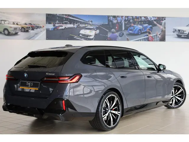 BMW 5 Serie Touring 2025 Hybride Benzine 2
